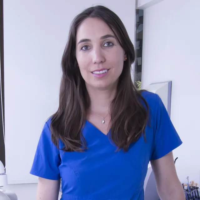 Dra. Josefina Concha, Periodoncia e Implantología en Elite Dental
